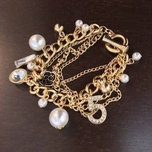 💖SALE💖 charm bracelet pearls gold crystals & a 5